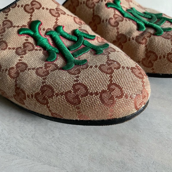 Men’s Gucci Slides - Picture 10 of 14